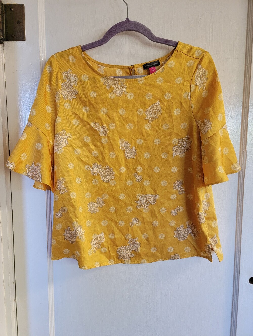 Vince Camuto Yellow Paisley Flutter-Sleeve Blouse